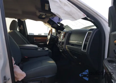 2018 Ram 2500 Tradesman 4X4 6'4 Box z USA, uszkodzony, nr VIN 3C6UR5CL7JG290008